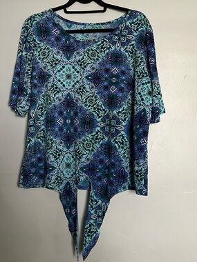 East 5th Printed Tie Front Top Asymmetrical Hem Blue Green Size XL